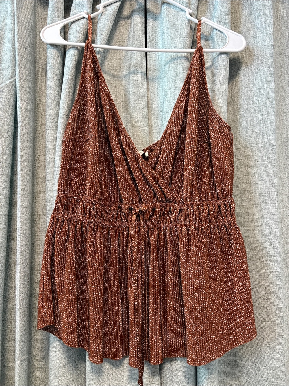 Abercrombie & Fitch Rust Shimmer V-Neck Sleeveless Peplum Cami